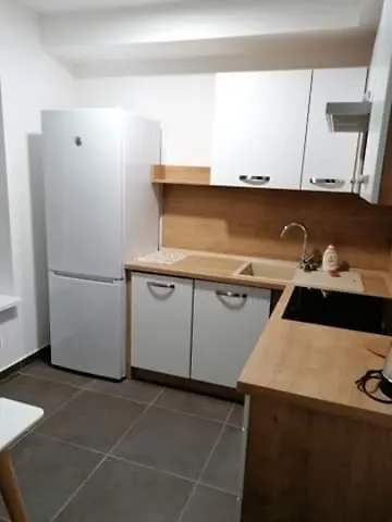 Relaxcentrum Ludmila 아파트 *